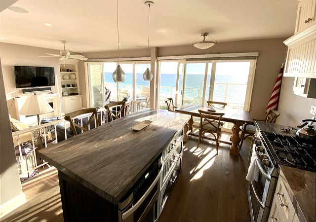 2 Bedrooms Bedrooms, ,2 BathroomsBathrooms,Furnished Rental,Vacation Rental,1128
